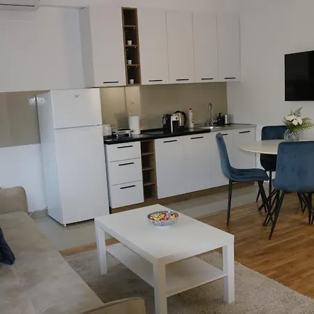 Апартаменти Nn 1 Скоп'є