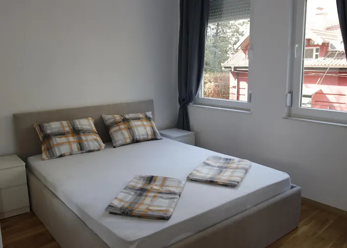 Nn 1 Apartament
